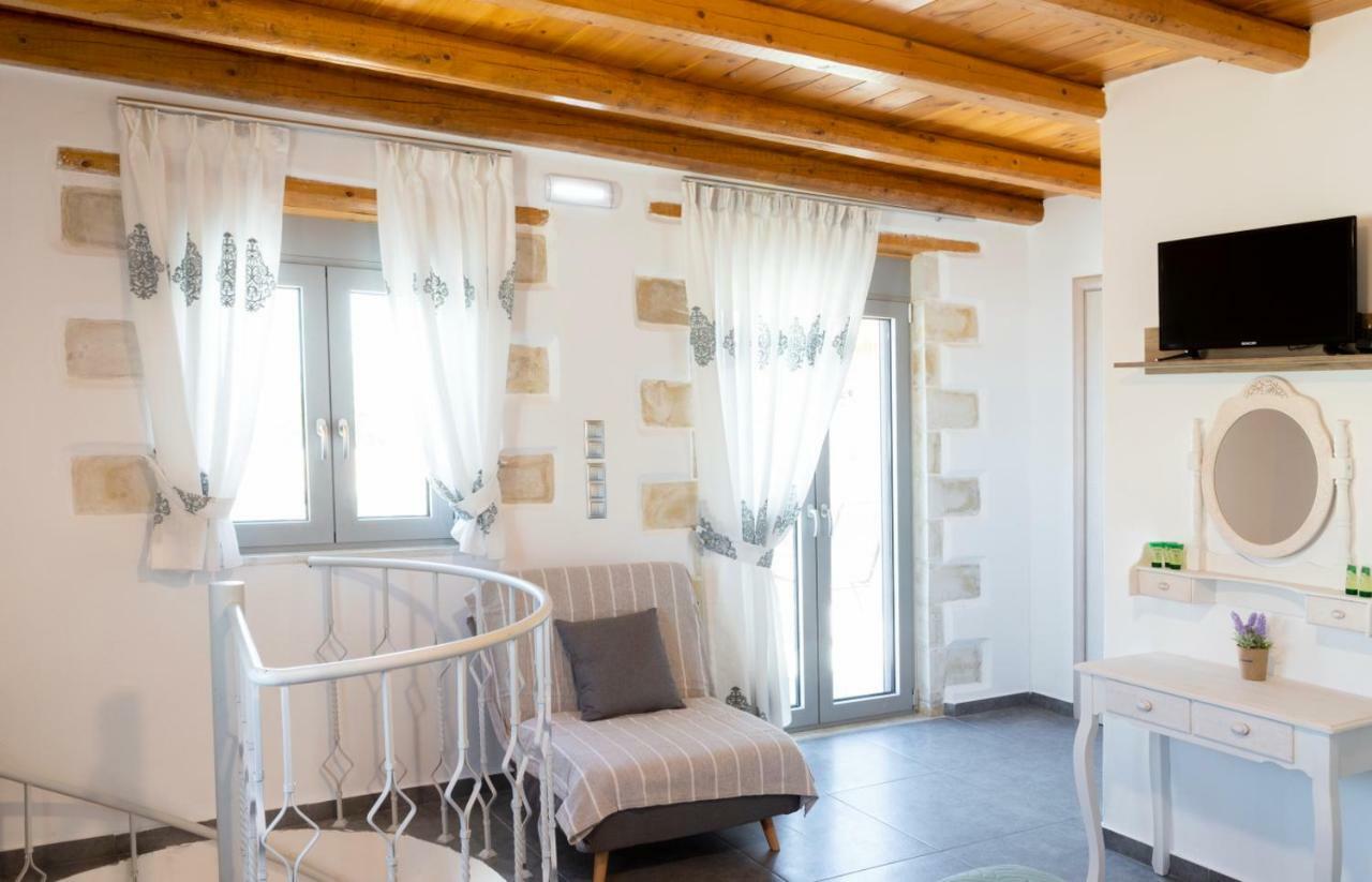 Marilena Natural Stone House, By Hellocrete Pigí Kültér fotó